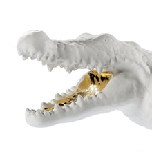 Load image into Gallery viewer, Crocodile (Gold White)