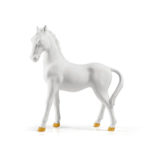 Load image into Gallery viewer, Avery Horse